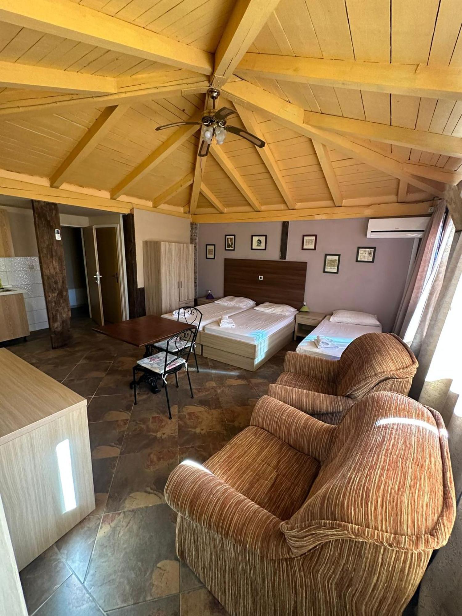 Tribunia Beach Hotel Tribalj Extérieur photo