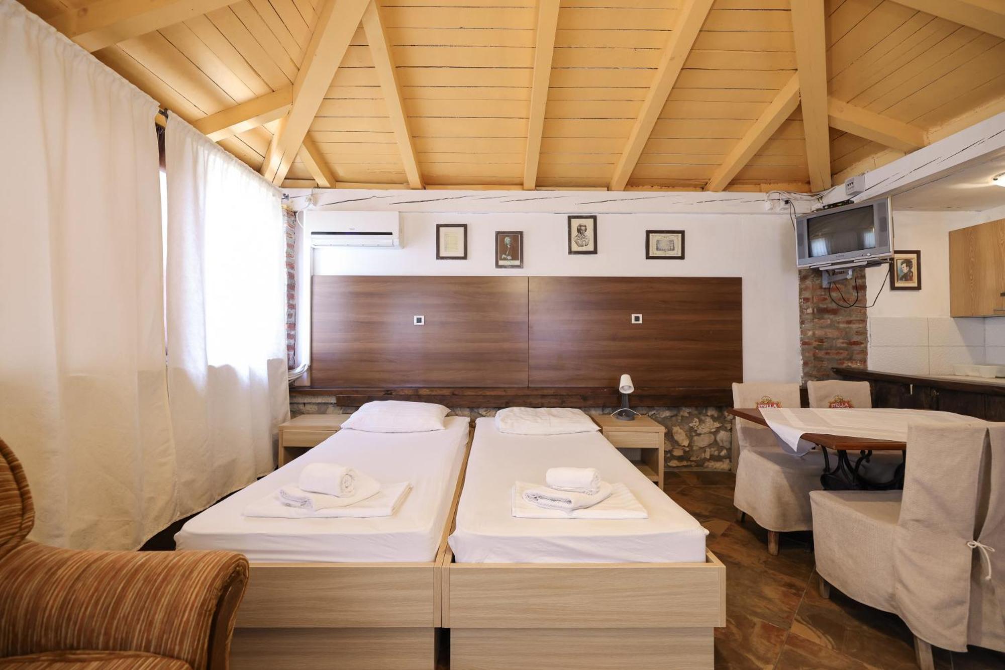 Tribunia Beach Hotel Tribalj Extérieur photo