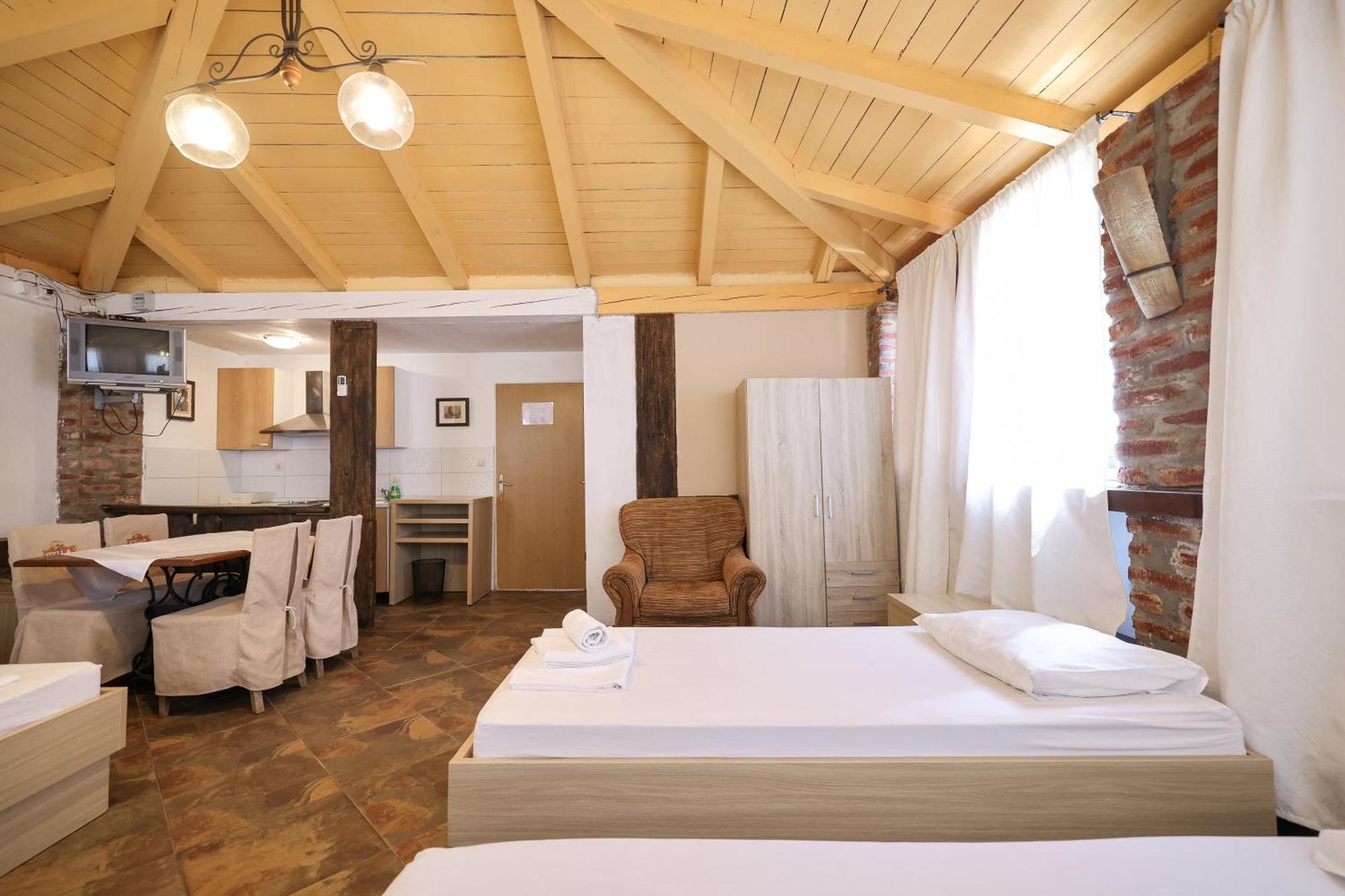 Tribunia Beach Hotel Tribalj Extérieur photo