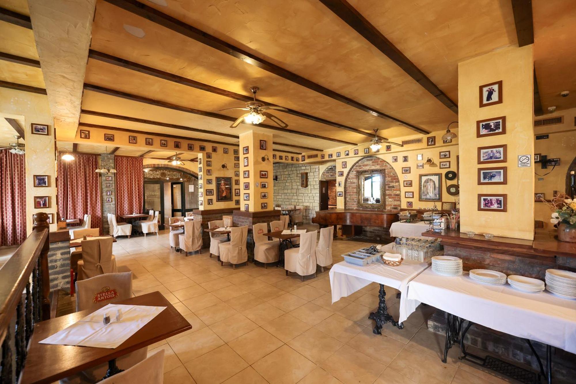 Tribunia Beach Hotel Tribalj Extérieur photo