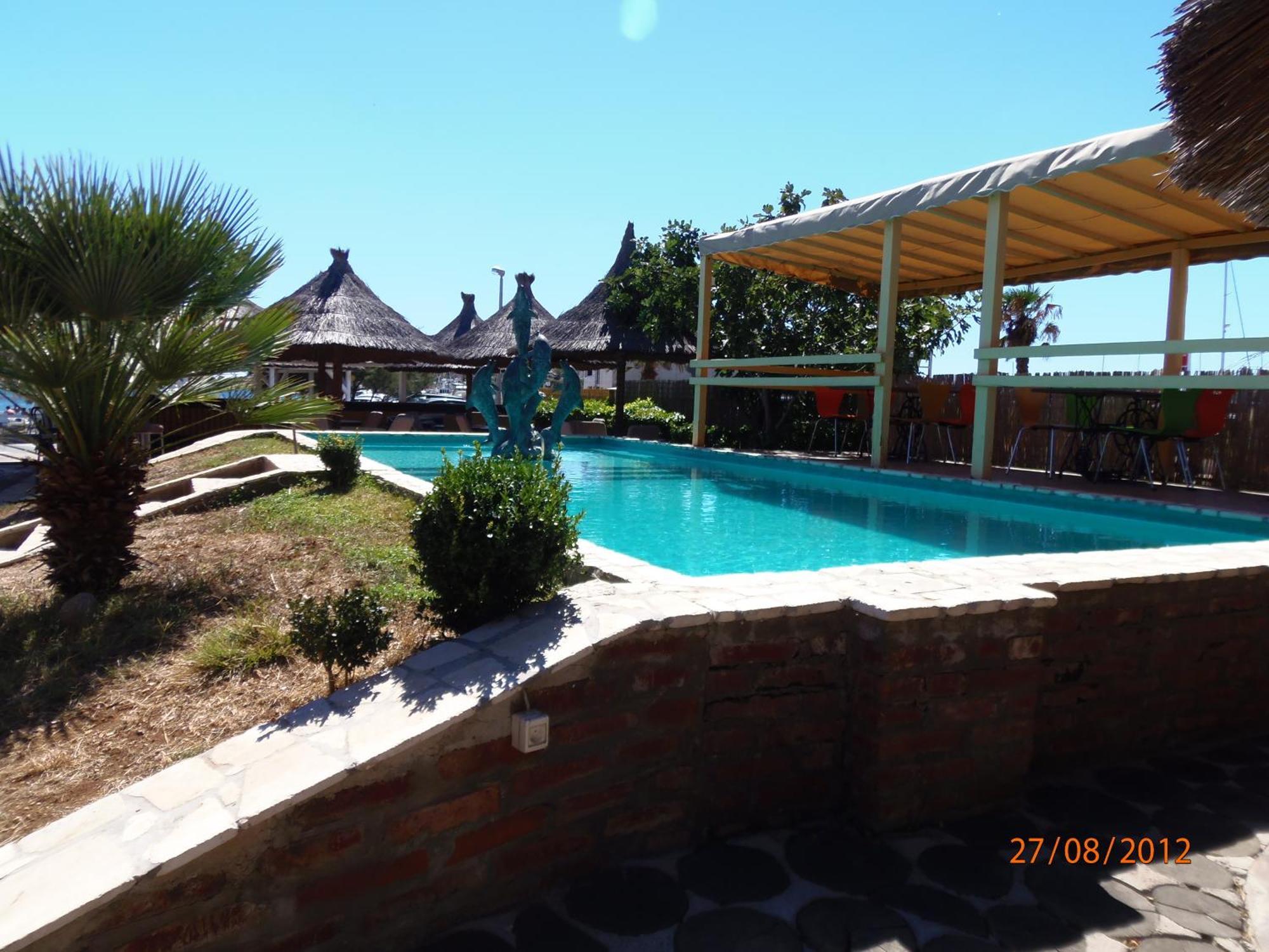 Tribunia Beach Hotel Tribalj Extérieur photo